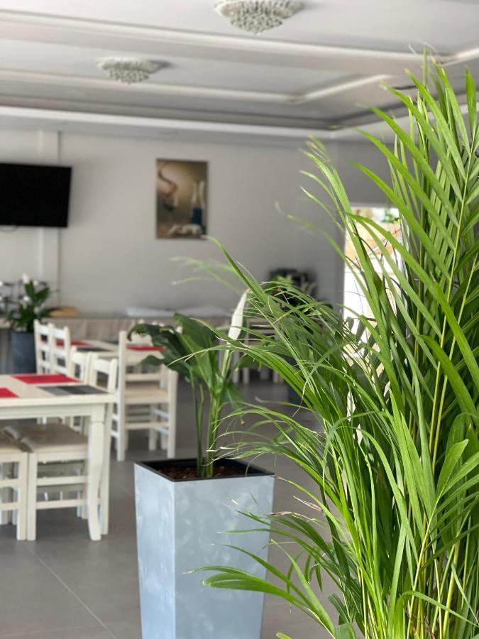 Mucobega Hotel Sarandë