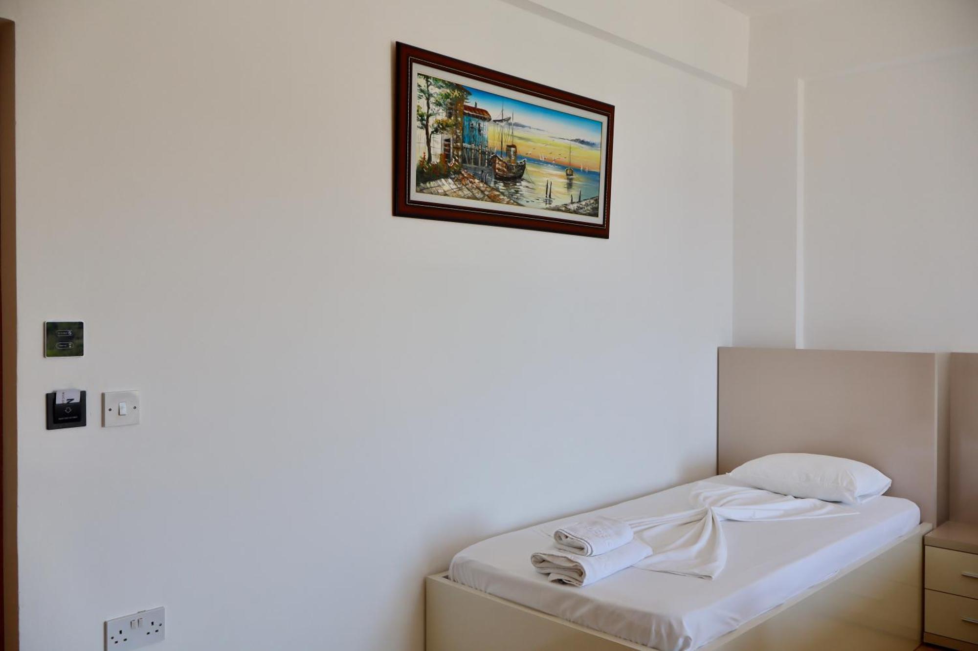 Mucobega Hotell 4*